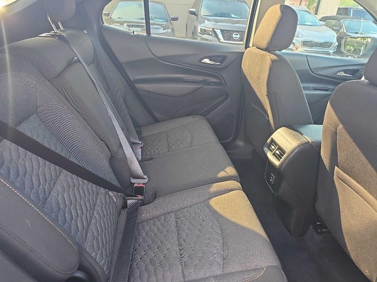 2019 GRAY /BLACK Chevrolet Equinox LT AWD (2GNAXUEV8K6) with an 1.5L L4 DOHC 16V TURBO engine, 6A transmission, located at 3304 Woodville Road, Northwood, OH, 43619, (419) 210-8019, 41.612694, -83.480743 - Your #1 Destination for Auto Loans and mdash;No Matter Your Credit!At our dealership, we believe everyone deserves the opportunity to drive their dream car and mdash;whether you have good credit, bad credit, or no credit at all. With a wide selection of hundreds of cars, trucks, and SUVs, you'll fin- Photo#14