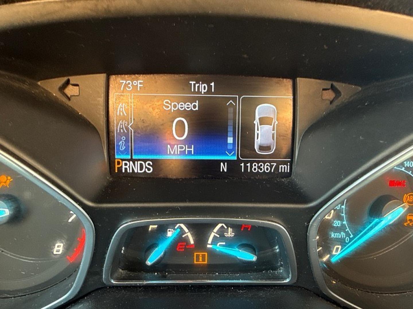 2016 WHITE /TAN Ford Escape SE FWD (1FMCU0GX8GU) with an 1.6L L4 DOHC 16V engine, 6A transmission, located at 3304 Woodville Road, Northwood, OH, 43619, (419) 210-8019, 41.612694, -83.480743 - Your #1 Destination for Auto Loans and mdash;No Matter Your Credit!At our dealership, we believe everyone deserves the opportunity to drive their dream car and mdash;whether you have good credit, bad credit, or no credit at all. With a wide selection of hundreds of cars, trucks, and SUVs, you'll fin- Photo#16