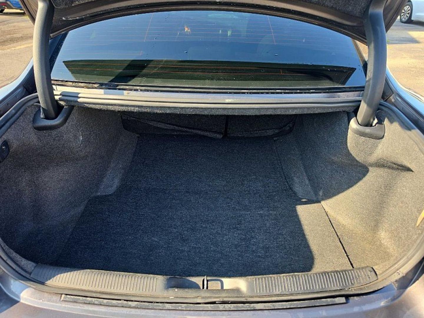 2021 GRAY /BLACK Dodge Charger R/T (2C3CDXCT9MH) with an 5.7L V8 OHV 16V engine, 8A transmission, located at 3304 Woodville Road, Northwood, OH, 43619, (419) 210-8019, 41.612694, -83.480743 - Your #1 Destination for Auto Loans and mdash;No Matter Your Credit!At our dealership, we believe everyone deserves the opportunity to drive their dream car and mdash;whether you have good credit, bad credit, or no credit at all. With a wide selection of hundreds of cars, trucks, and SUVs, you'll fin- Photo#12