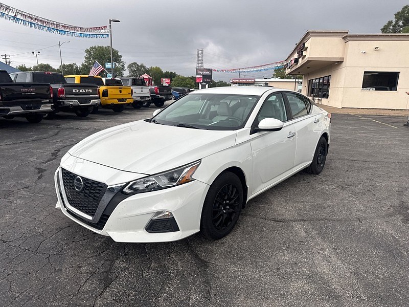photo of 2020 Nissan Altima 2.5 S AWD