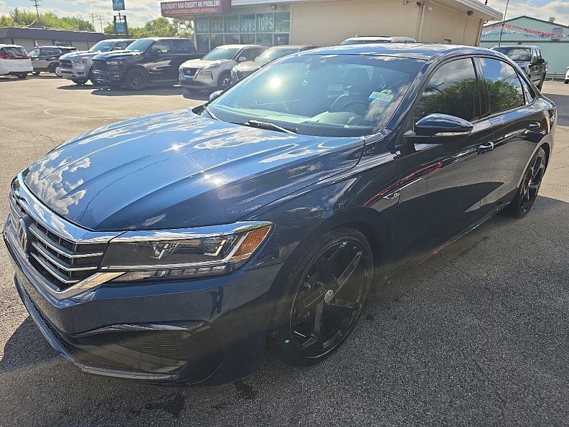 photo of 2022 Volkswagen Passat R-Line