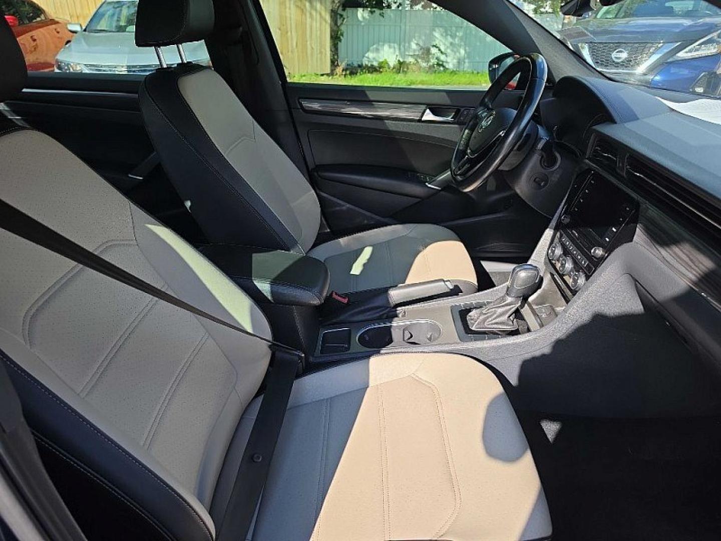 2022 BLUE /GRAY Volkswagen Passat R-Line (1VWMA7A3XNC) with an 2.0L L4 DOHC 16V engine, 6A transmission, located at 3304 Woodville Road, Northwood, OH, 43619, (419) 210-8019, 41.612694, -83.480743 - Your #1 Destination for Auto Loans and mdash;No Matter Your Credit!At our dealership, we believe everyone deserves the opportunity to drive their dream car and mdash;whether you have good credit, bad credit, or no credit at all. With a wide selection of hundreds of cars, trucks, and SUVs, you'll fin- Photo#16