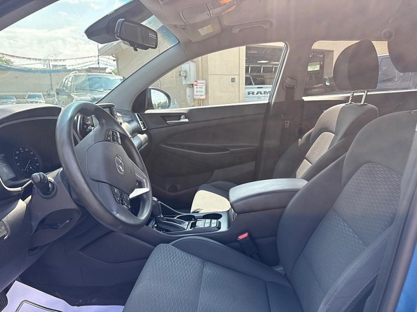 2019 BLUE /BLACK Hyundai Tucson Limited AWD (KM8J3CAL3KU) with an 2.4L L4 DOHC 16V engine, 6A transmission, located at 3304 Woodville Road, Northwood, OH, 43619, (419) 210-8019, 41.612694, -83.480743 - Your #1 Destination for Auto Loans and mdash;No Matter Your Credit!At our dealership, we believe everyone deserves the opportunity to drive their dream car and mdash;whether you have good credit, bad credit, or no credit at all. With a wide selection of hundreds of cars, trucks, and SUVs, you'll fin- Photo#8