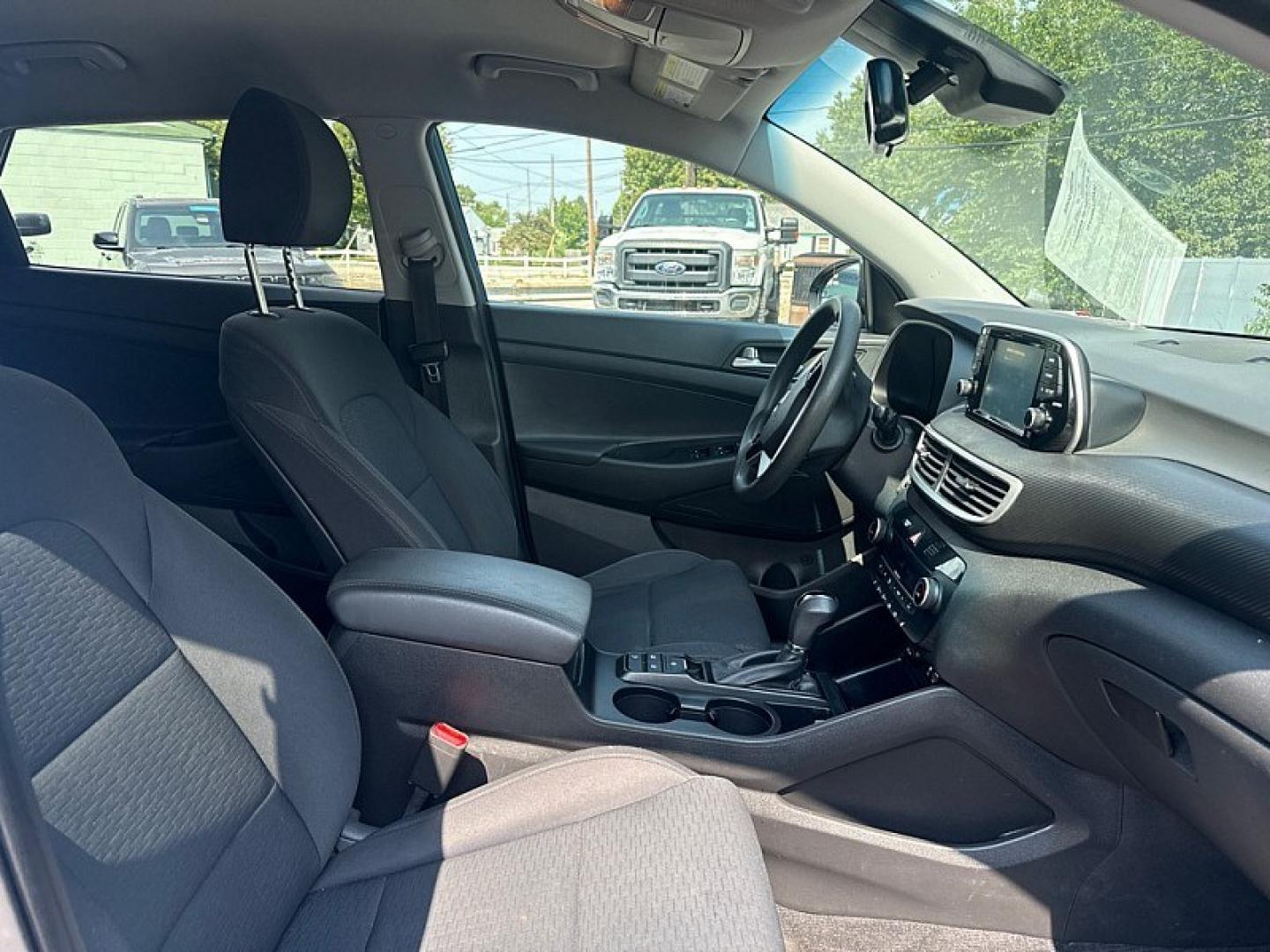 2019 BLUE /BLACK Hyundai Tucson Limited AWD (KM8J3CAL3KU) with an 2.4L L4 DOHC 16V engine, 6A transmission, located at 3304 Woodville Road, Northwood, OH, 43619, (419) 210-8019, 41.612694, -83.480743 - Your #1 Destination for Auto Loans and mdash;No Matter Your Credit!At our dealership, we believe everyone deserves the opportunity to drive their dream car and mdash;whether you have good credit, bad credit, or no credit at all. With a wide selection of hundreds of cars, trucks, and SUVs, you'll fin- Photo#14