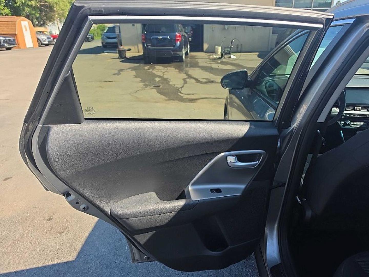 2022 GRAY /BLACK Kia Niro LX (KNDCB3LC5N5) with an 1.6L L4 DOHC 16V HYBRID engine, 6A transmission, located at 3304 Woodville Road, Northwood, OH, 43619, (419) 210-8019, 41.612694, -83.480743 - Your #1 Destination for Auto Loans and mdash;No Matter Your Credit!At our dealership, we believe everyone deserves the opportunity to drive their dream car and mdash;whether you have good credit, bad credit, or no credit at all. With a wide selection of hundreds of cars, trucks, and SUVs, you'll fin- Photo#10