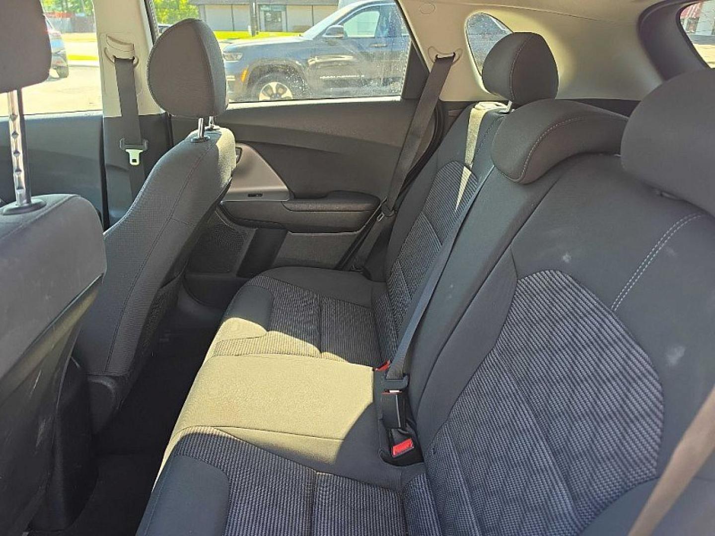2022 GRAY /BLACK Kia Niro LX (KNDCB3LC5N5) with an 1.6L L4 DOHC 16V HYBRID engine, 6A transmission, located at 3304 Woodville Road, Northwood, OH, 43619, (419) 210-8019, 41.612694, -83.480743 - Your #1 Destination for Auto Loans and mdash;No Matter Your Credit!At our dealership, we believe everyone deserves the opportunity to drive their dream car and mdash;whether you have good credit, bad credit, or no credit at all. With a wide selection of hundreds of cars, trucks, and SUVs, you'll fin- Photo#11