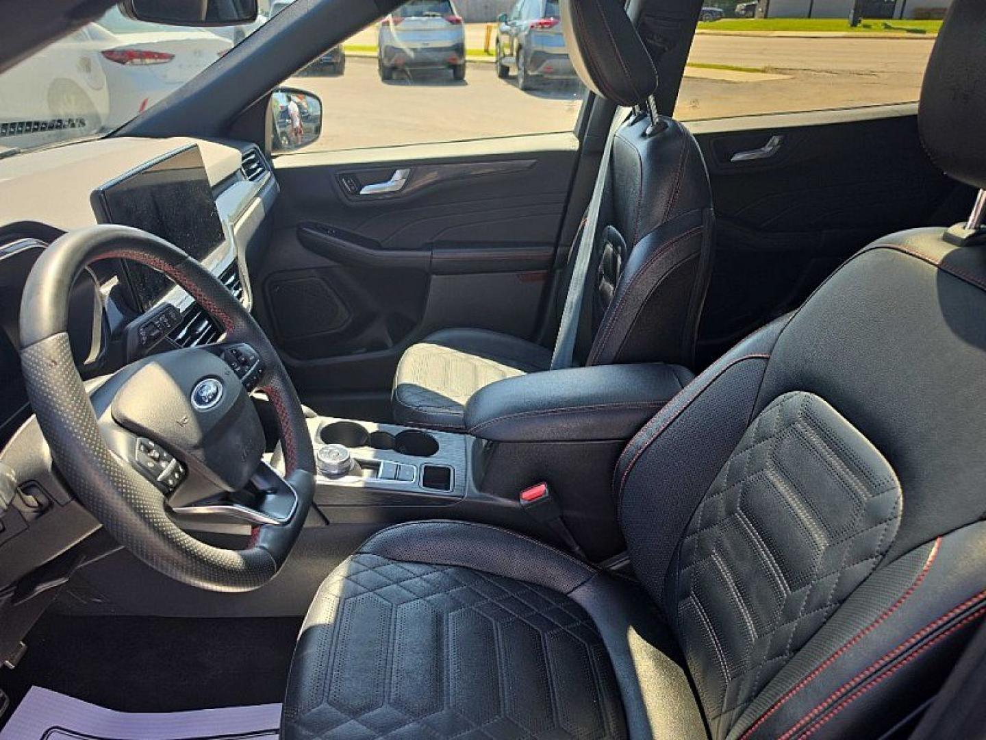 2023 BLACK /BLACK Ford Escape ST-Line Elite Hybrid AWD (1FMCU9PZ1PU) with an 2.5L L4 DOHC 16V HYBRID engine, 8A transmission, located at 3304 Woodville Road, Northwood, OH, 43619, (419) 210-8019, 41.612694, -83.480743 - Your #1 Destination for Auto Loans and mdash;No Matter Your Credit!At our dealership, we believe everyone deserves the opportunity to drive their dream car and mdash;whether you have good credit, bad credit, or no credit at all. With a wide selection of hundreds of cars, trucks, and SUVs, you'll fin- Photo#9