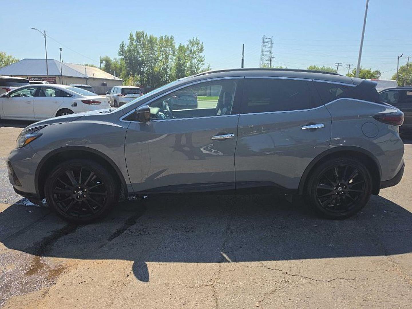 2021 GRAY /BLACK Nissan Murano SL AWD (5N1AZ2CS3MC) with an 3.5L V6 DOHC 24V engine, CVT transmission, located at 3304 Woodville Road, Northwood, OH, 43619, (419) 210-8019, 41.612694, -83.480743 - Your #1 Destination for Auto Loans and mdash;No Matter Your Credit!At our dealership, we believe everyone deserves the opportunity to drive their dream car and mdash;whether you have good credit, bad credit, or no credit at all. With a wide selection of hundreds of cars, trucks, and SUVs, you'll fin- Photo#1