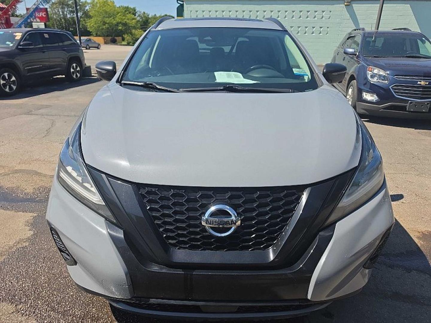 2021 GRAY /BLACK Nissan Murano SL AWD (5N1AZ2CS3MC) with an 3.5L V6 DOHC 24V engine, CVT transmission, located at 3304 Woodville Road, Northwood, OH, 43619, (419) 210-8019, 41.612694, -83.480743 - Your #1 Destination for Auto Loans and mdash;No Matter Your Credit!At our dealership, we believe everyone deserves the opportunity to drive their dream car and mdash;whether you have good credit, bad credit, or no credit at all. With a wide selection of hundreds of cars, trucks, and SUVs, you'll fin- Photo#7