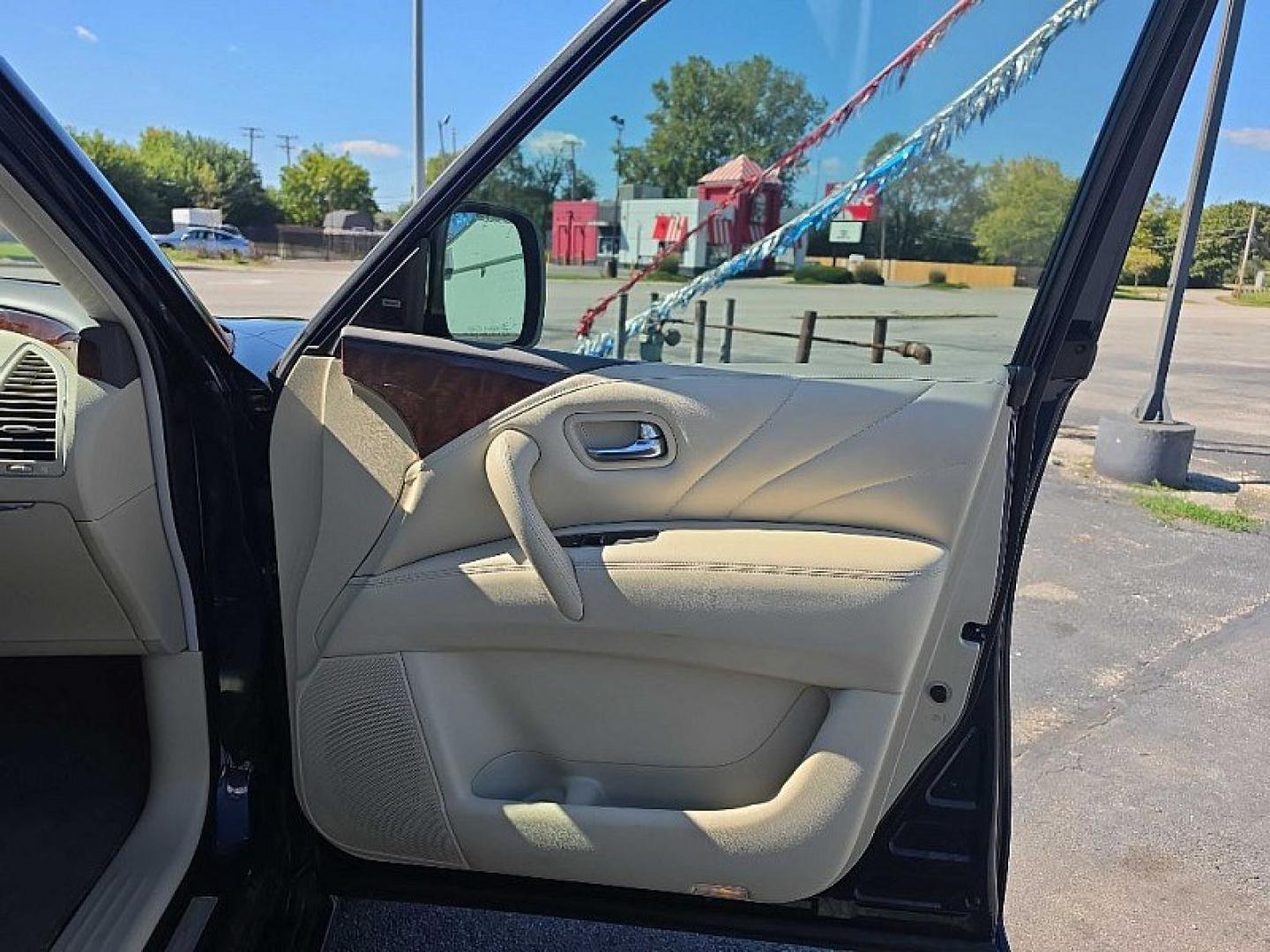 2017 BLUE /TAN Infiniti QX80 Limited 4WD (JN8AZ2NC8H9) with an 5.6L V8 DOHC 32V engine, 7A transmission, located at 3304 Woodville Road, Northwood, OH, 43619, (419) 210-8019, 41.612694, -83.480743 - Your #1 Destination for Auto Loans and mdash;No Matter Your Credit!At our dealership, we believe everyone deserves the opportunity to drive their dream car and mdash;whether you have good credit, bad credit, or no credit at all. With a wide selection of hundreds of cars, trucks, and SUVs, you'll fin- Photo#20