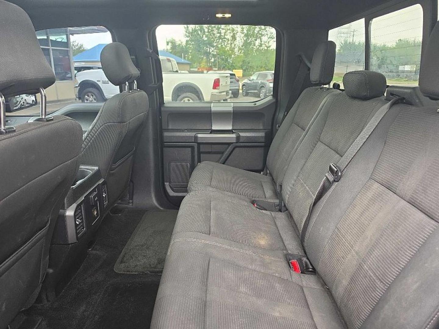 2016 BLACK /BLACK Ford F-150 XLT SuperCrew 6.5-ft. Bed 4WD (1FTEW1EG7GF) with an 3.5L V6 TURBO engine, 6A transmission, located at 3304 Woodville Road, Northwood, OH, 43619, (419) 210-8019, 41.612694, -83.480743 - Your #1 Destination for Auto Loans and mdash;No Matter Your Credit!At our dealership, we believe everyone deserves the opportunity to drive their dream car and mdash;whether you have good credit, bad credit, or no credit at all. With a wide selection of hundreds of cars, trucks, and SUVs, you'll fin- Photo#13