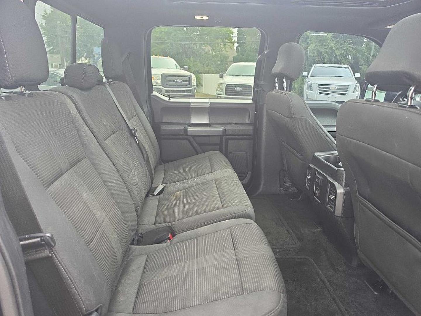 2016 BLACK /BLACK Ford F-150 XLT SuperCrew 6.5-ft. Bed 4WD (1FTEW1EG7GF) with an 3.5L V6 TURBO engine, 6A transmission, located at 3304 Woodville Road, Northwood, OH, 43619, (419) 210-8019, 41.612694, -83.480743 - Your #1 Destination for Auto Loans and mdash;No Matter Your Credit!At our dealership, we believe everyone deserves the opportunity to drive their dream car and mdash;whether you have good credit, bad credit, or no credit at all. With a wide selection of hundreds of cars, trucks, and SUVs, you'll fin- Photo#16