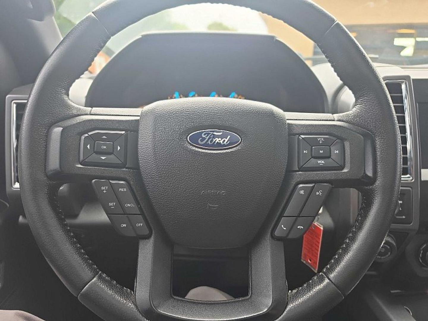 2016 BLACK /BLACK Ford F-150 XLT SuperCrew 6.5-ft. Bed 4WD (1FTEW1EG7GF) with an 3.5L V6 TURBO engine, 6A transmission, located at 3304 Woodville Road, Northwood, OH, 43619, (419) 210-8019, 41.612694, -83.480743 - Your #1 Destination for Auto Loans and mdash;No Matter Your Credit!At our dealership, we believe everyone deserves the opportunity to drive their dream car and mdash;whether you have good credit, bad credit, or no credit at all. With a wide selection of hundreds of cars, trucks, and SUVs, you'll fin- Photo#21