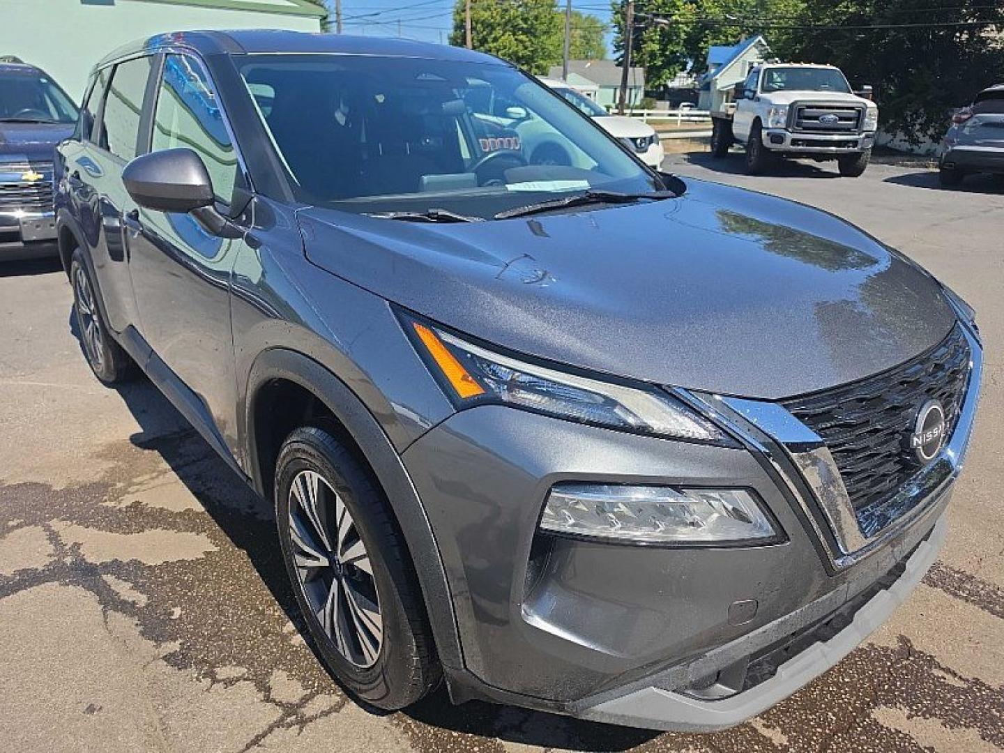 2023 GRAY /BLACK Nissan Rogue SV AWD (5N1BT3BB0PC) with an 2.5L L4 DOHC 16V engine, CVT transmission, located at 3304 Woodville Road, Northwood, OH, 43619, (419) 210-8019, 41.612694, -83.480743 - Your #1 Destination for Auto Loans and mdash;No Matter Your Credit!At our dealership, we believe everyone deserves the opportunity to drive their dream car and mdash;whether you have good credit, bad credit, or no credit at all. With a wide selection of hundreds of cars, trucks, and SUVs, you'll fin- Photo#6