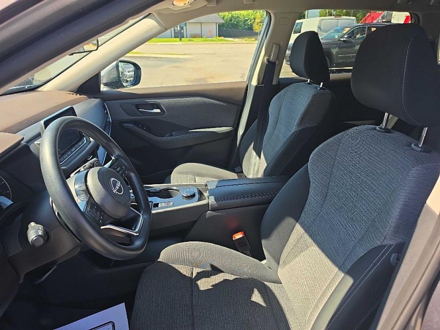 2023 GRAY /BLACK Nissan Rogue SV AWD (5N1BT3BB0PC) with an 2.5L L4 DOHC 16V engine, CVT transmission, located at 3304 Woodville Road, Northwood, OH, 43619, (419) 210-8019, 41.612694, -83.480743 - Your #1 Destination for Auto Loans and mdash;No Matter Your Credit!At our dealership, we believe everyone deserves the opportunity to drive their dream car and mdash;whether you have good credit, bad credit, or no credit at all. With a wide selection of hundreds of cars, trucks, and SUVs, you'll fin- Photo#9