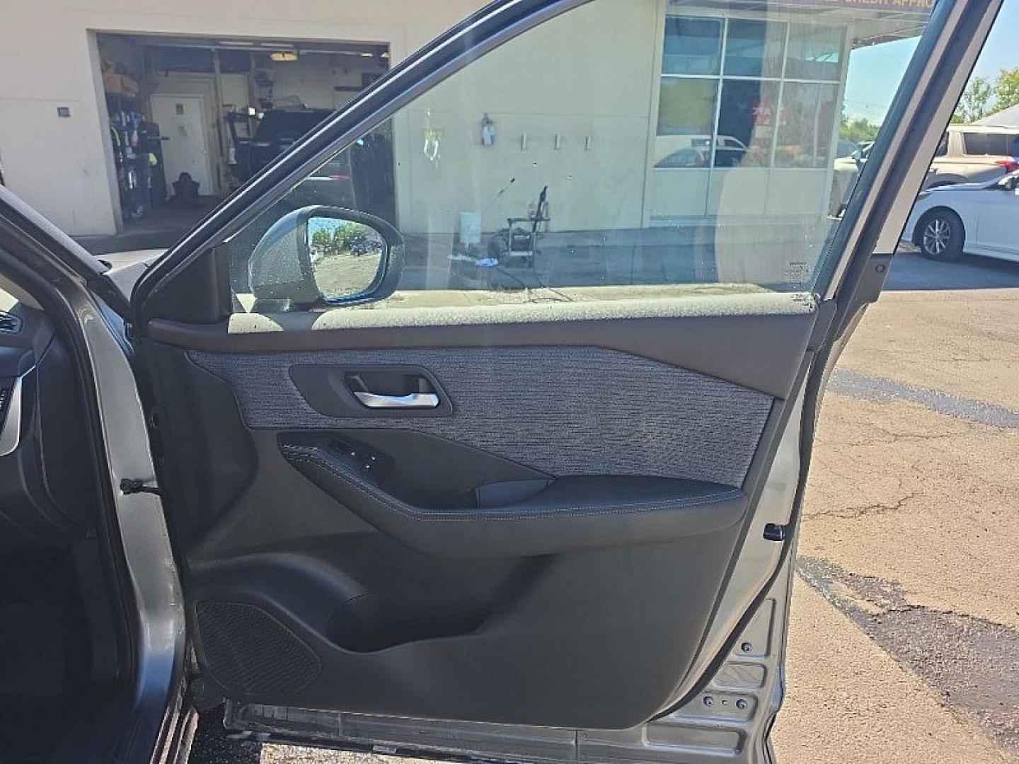 2023 GRAY /BLACK Nissan Rogue SV AWD (5N1BT3BB0PC) with an 2.5L L4 DOHC 16V engine, CVT transmission, located at 3304 Woodville Road, Northwood, OH, 43619, (419) 210-8019, 41.612694, -83.480743 - Your #1 Destination for Auto Loans and mdash;No Matter Your Credit!At our dealership, we believe everyone deserves the opportunity to drive their dream car and mdash;whether you have good credit, bad credit, or no credit at all. With a wide selection of hundreds of cars, trucks, and SUVs, you'll fin- Photo#15