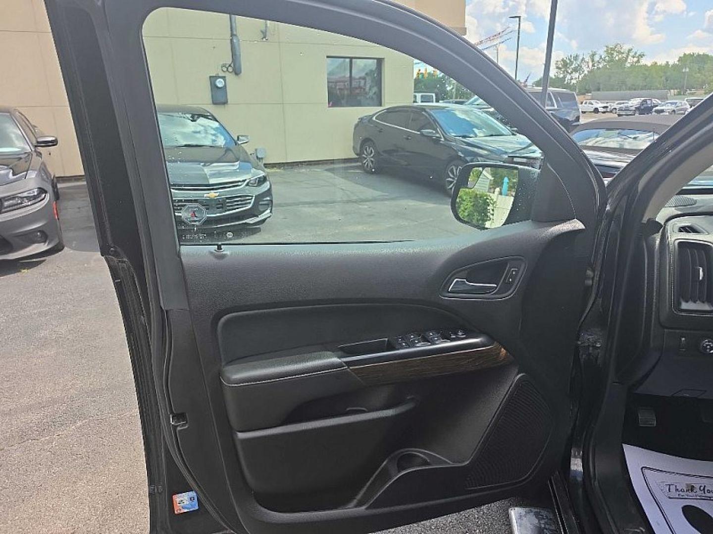 2018 BLACK /BLACK GMC Canyon Denali Crew Cab 4WD Long Box (1GTG6EEN7J1) with an 3.6L V6 DOHC 24V engine, 6A transmission, located at 3304 Woodville Road, Northwood, OH, 43619, (419) 210-8019, 41.612694, -83.480743 - Your #1 Destination for Auto Loans and mdash;No Matter Your Credit!At our dealership, we believe everyone deserves the opportunity to drive their dream car and mdash;whether you have good credit, bad credit, or no credit at all. With a wide selection of hundreds of cars, trucks, and SUVs, you'll fin- Photo#9
