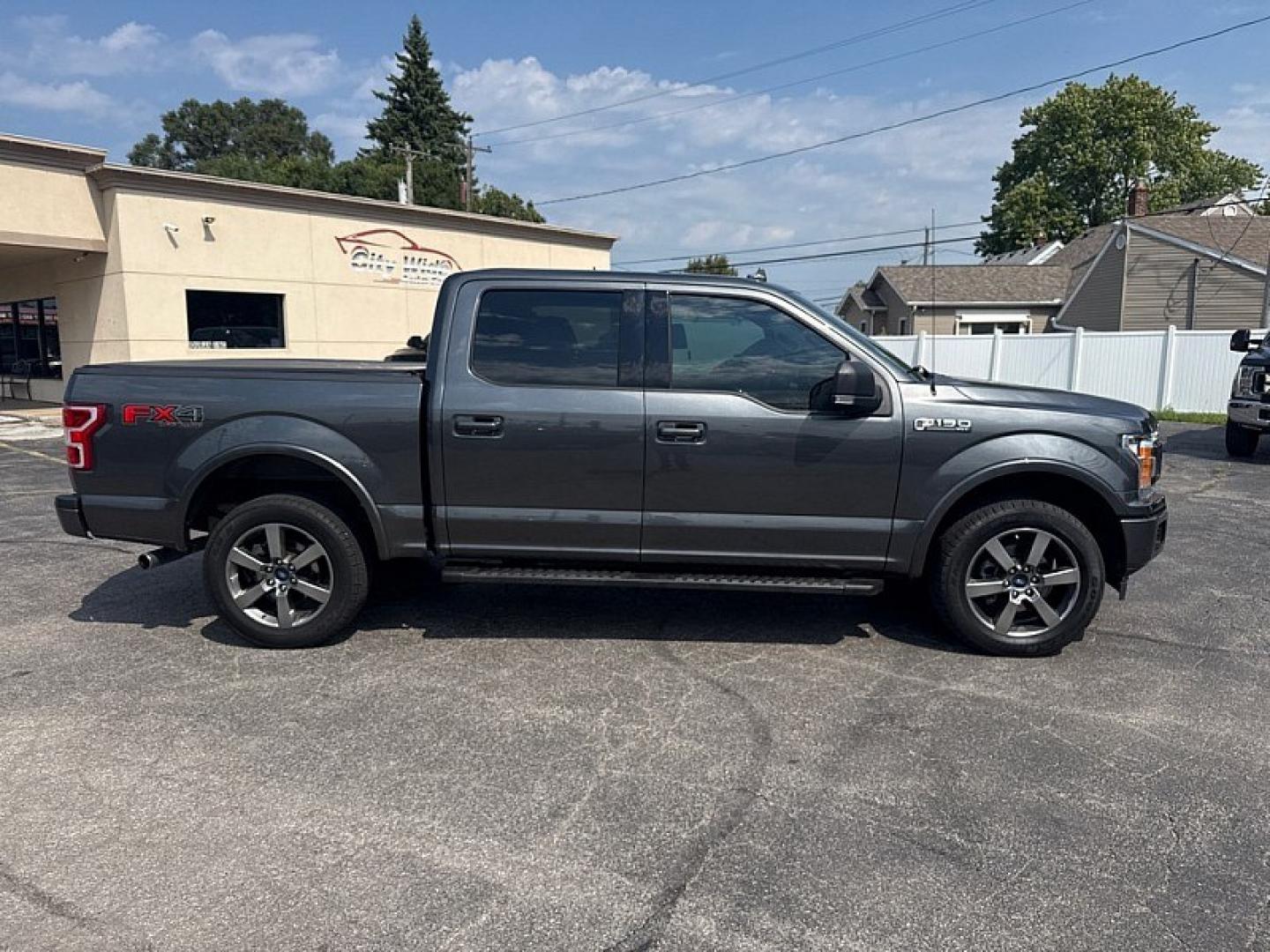 2018 GRAY /BLACK Ford F-150 King-Ranch SuperCrew 5.5-ft. 2WD (1FTEW1E57JF) with an 5.0L V8 OHV 32V engine, 6A transmission, located at 3304 Woodville Road, Northwood, OH, 43619, (419) 210-8019, 41.612694, -83.480743 - Your #1 Destination for Auto Loans and mdash;No Matter Your Credit!At our dealership, we believe everyone deserves the opportunity to drive their dream car and mdash;whether you have good credit, bad credit, or no credit at all. With a wide selection of hundreds of cars, trucks, and SUVs, you'll fin- Photo#5