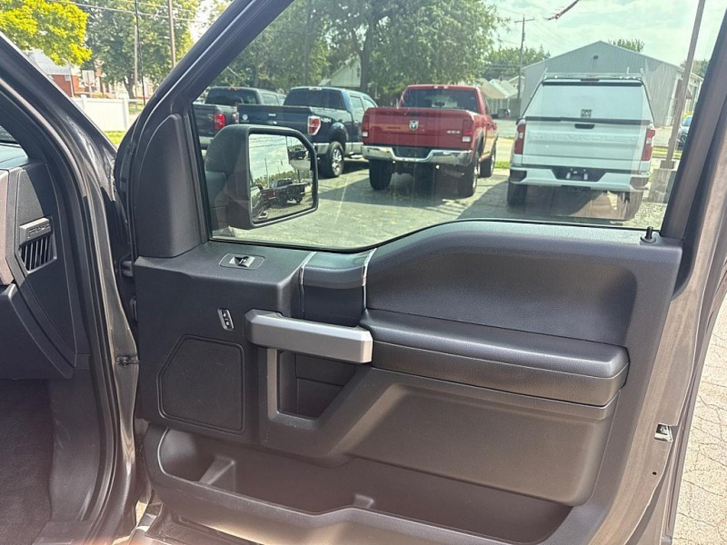 2018 GRAY /BLACK Ford F-150 King-Ranch SuperCrew 5.5-ft. 2WD (1FTEW1E57JF) with an 5.0L V8 OHV 32V engine, 6A transmission, located at 3304 Woodville Road, Northwood, OH, 43619, (419) 210-8019, 41.612694, -83.480743 - Your #1 Destination for Auto Loans and mdash;No Matter Your Credit!At our dealership, we believe everyone deserves the opportunity to drive their dream car and mdash;whether you have good credit, bad credit, or no credit at all. With a wide selection of hundreds of cars, trucks, and SUVs, you'll fin- Photo#13