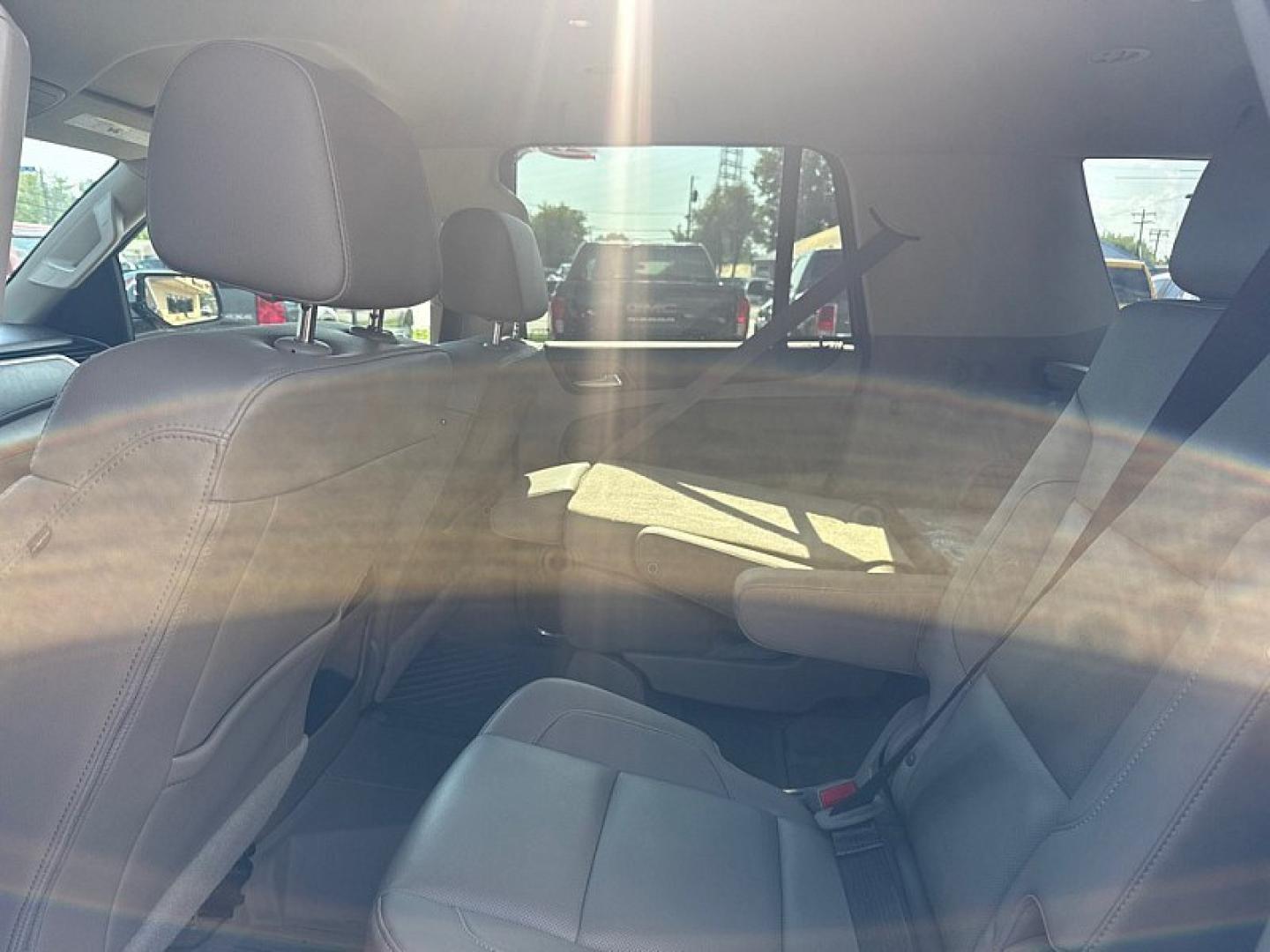 2020 RED /BEIGE Chevrolet Tahoe Premier 4WD (1GNSKCKC6LR) with an 5.3L V8 OHV 16V engine, 6A transmission, located at 3304 Woodville Road, Northwood, OH, 43619, (419) 210-8019, 41.612694, -83.480743 - Your #1 Destination for Auto Loans and mdash;No Matter Your Credit!At our dealership, we believe everyone deserves the opportunity to drive their dream car and mdash;whether you have good credit, bad credit, or no credit at all. With a wide selection of hundreds of cars, trucks, and SUVs, you'll fin- Photo#10