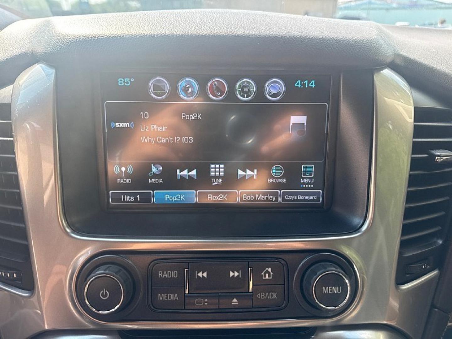 2020 RED /BEIGE Chevrolet Tahoe Premier 4WD (1GNSKCKC6LR) with an 5.3L V8 OHV 16V engine, 6A transmission, located at 3304 Woodville Road, Northwood, OH, 43619, (419) 210-8019, 41.612694, -83.480743 - Your #1 Destination for Auto Loans and mdash;No Matter Your Credit!At our dealership, we believe everyone deserves the opportunity to drive their dream car and mdash;whether you have good credit, bad credit, or no credit at all. With a wide selection of hundreds of cars, trucks, and SUVs, you'll fin- Photo#20