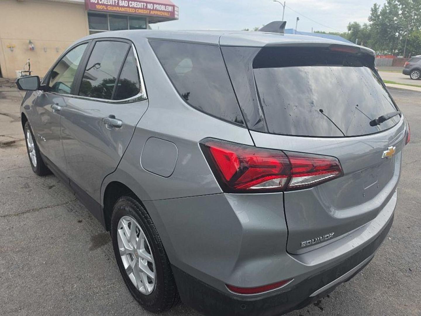 2024 GRAY /BLACK Chevrolet Equinox LT AWD (3GNAXUEG1RL) with an 1.5L L4 DOHC 16V TURBO engine, 6A transmission, located at 3304 Woodville Road, Northwood, OH, 43619, (419) 210-8019, 41.612694, -83.480743 - Your #1 Destination for Auto Loans and mdash;No Matter Your Credit!At our dealership, we believe everyone deserves the opportunity to drive their dream car and mdash;whether you have good credit, bad credit, or no credit at all. With a wide selection of hundreds of cars, trucks, and SUVs, you'll fin- Photo#2