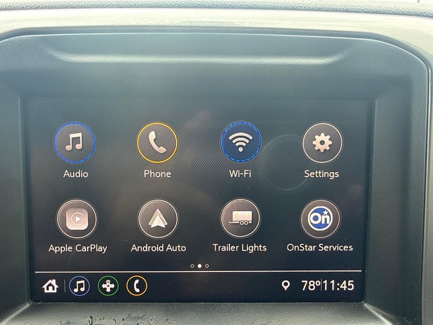 2020 BLACK /BLACK Chevrolet Silverado 1500 Custom Crew Cab Short Box 4WD (1GCPYBEK4LZ) with an 2.7L L4 DOHC 16V TURBO engine, 6A transmission, located at 3304 Woodville Road, Northwood, OH, 43619, (419) 210-8019, 41.612694, -83.480743 - Your #1 Destination for Auto Loans and mdash;No Matter Your Credit!At our dealership, we believe everyone deserves the opportunity to drive their dream car and mdash;whether you have good credit, bad credit, or no credit at all. With a wide selection of hundreds of cars, trucks, and SUVs, you'll fin- Photo#9
