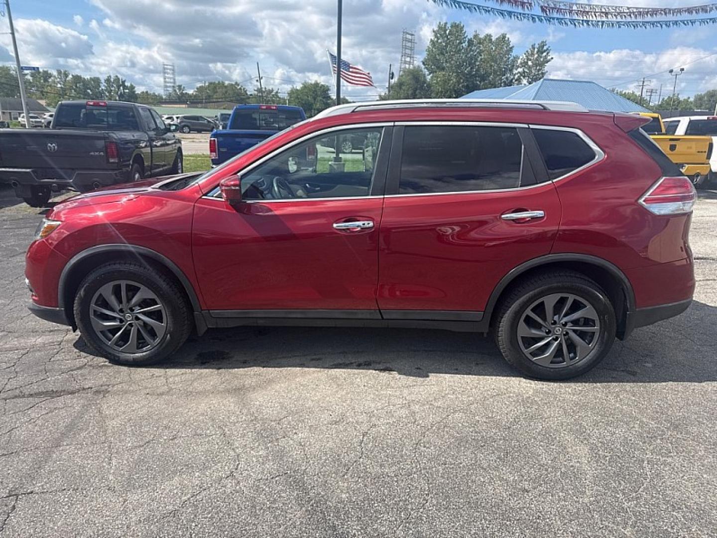 2016 RED /BLACK Nissan Rogue S AWD (5N1AT2MV7GC) with an 2.5L L4 DOHC 16V engine, CVT transmission, located at 3304 Woodville Road, Northwood, OH, 43619, (419) 210-8019, 41.612694, -83.480743- Photo#1