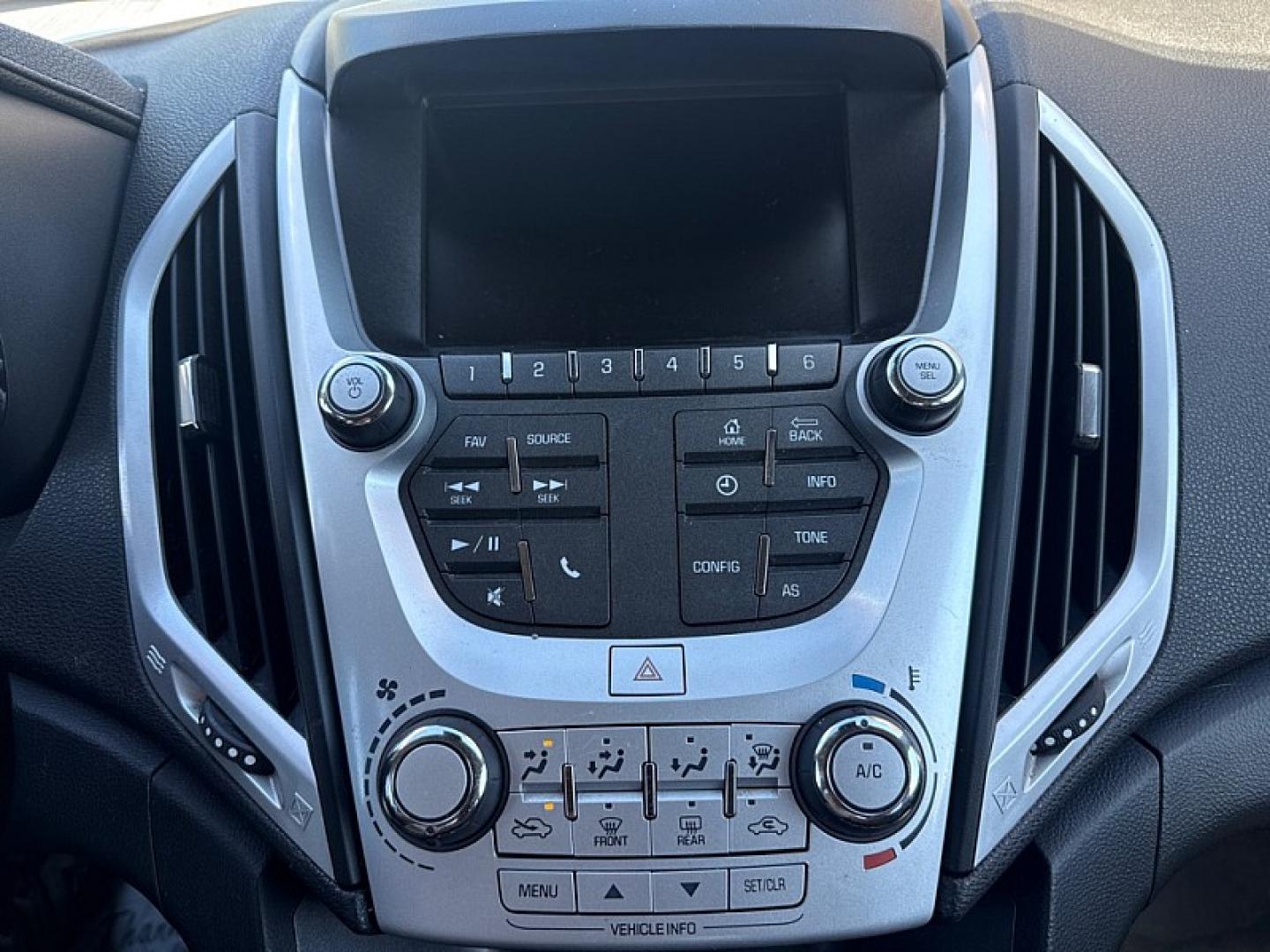 2017 GRAY /BLACK GMC Terrain SLE1 FWD (2GKALMEK8H6) with an 2.4L L4 DOHC 16V engine, 6A transmission, located at 3304 Woodville Road, Northwood, OH, 43619, (419) 210-8019, 41.612694, -83.480743- Photo#18