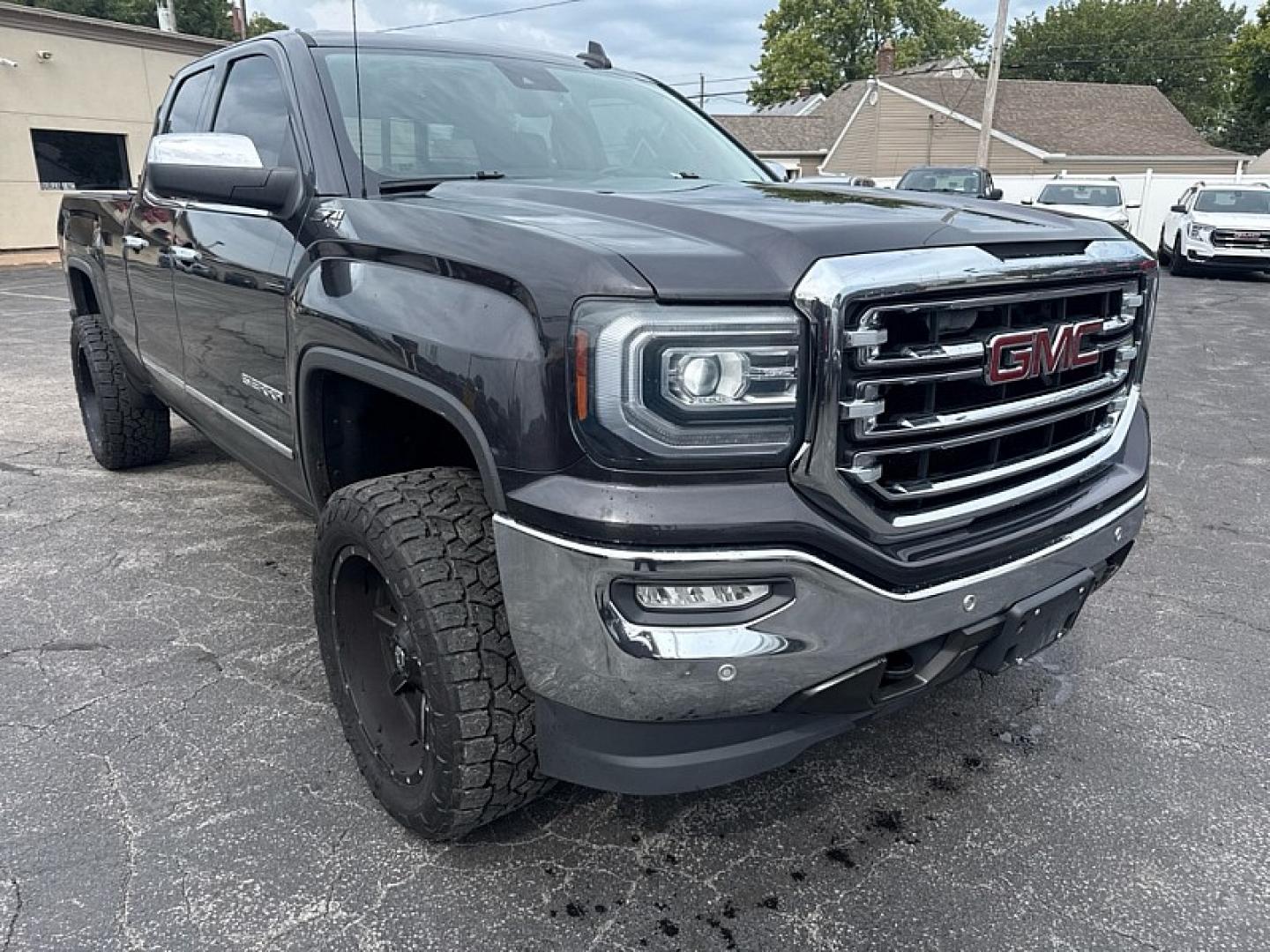 2016 GRAY /BLACK GMC Sierra 1500 SLT Double Cab 4WD (1GTV2NEC9GZ) with an 5.3L V8 OHV 16V engine, 6A transmission, located at 3304 Woodville Road, Northwood, OH, 43619, (419) 210-8019, 41.612694, -83.480743- Photo#6