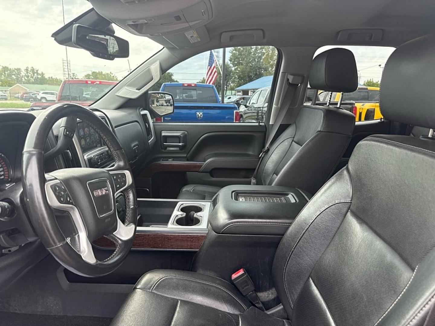 2016 GRAY /BLACK GMC Sierra 1500 SLT Double Cab 4WD (1GTV2NEC9GZ) with an 5.3L V8 OHV 16V engine, 6A transmission, located at 3304 Woodville Road, Northwood, OH, 43619, (419) 210-8019, 41.612694, -83.480743- Photo#9
