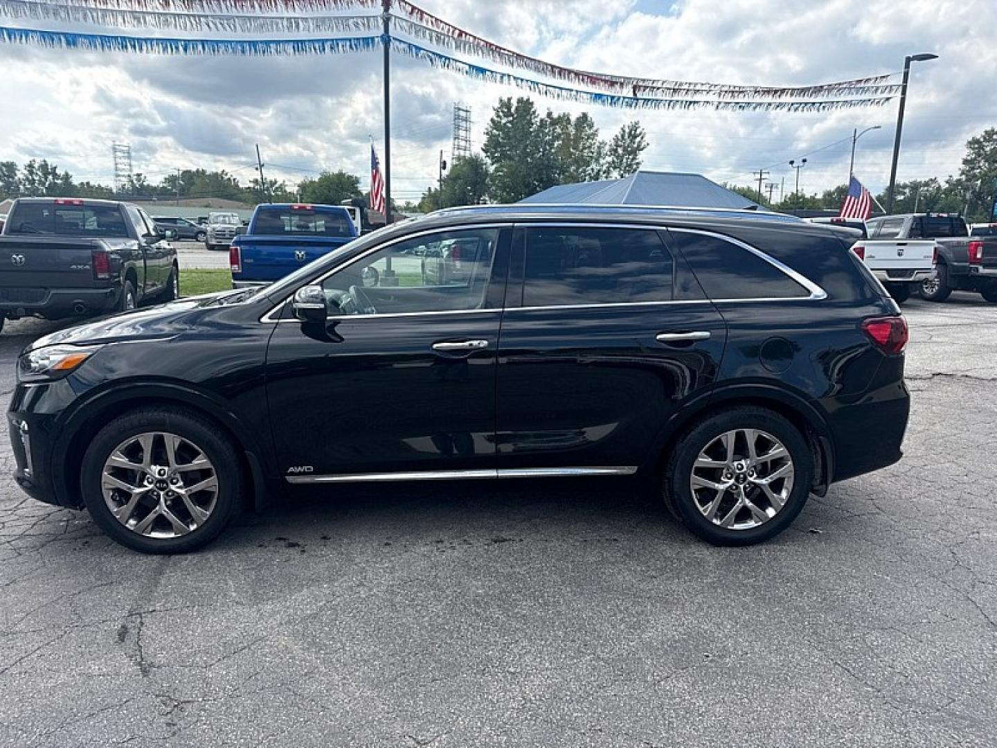 2019 BLACK /BROWN Kia Sorento SX Limited V6 AWD (5XYPKDA52KG) with an 3.3L V6 DOHC 24V engine, 6A transmission, located at 3304 Woodville Road, Northwood, OH, 43619, (419) 210-8019, 41.612694, -83.480743- Photo#1