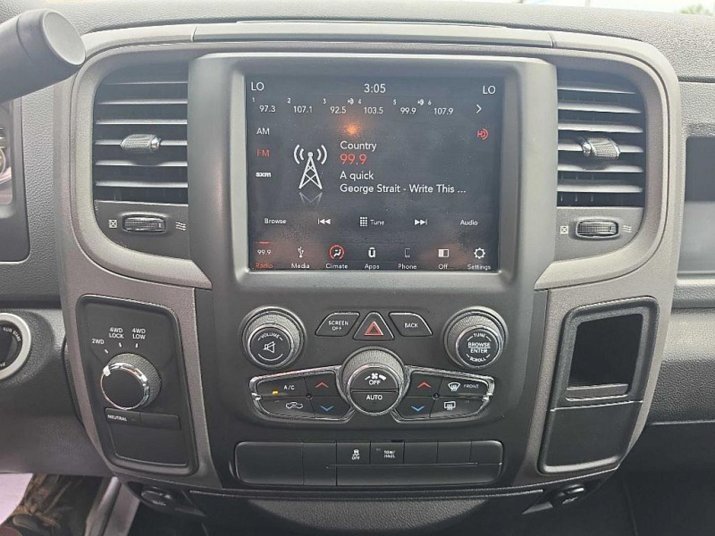 2019 BLACK /BLACK RAM 1500 Tradesman Crew Cab SWB 4WD (1C6RR7KT2KS) with an 5.7L V8 OHV 16V engine, 8A transmission, located at 3304 Woodville Road, Northwood, OH, 43619, (419) 210-8019, 41.612694, -83.480743 - Your #1 Destination for Auto Loans and mdash;No Matter Your Credit!At our dealership, we believe everyone deserves the opportunity to drive their dream car and mdash;whether you have good credit, bad credit, or no credit at all. With a wide selection of hundreds of cars, trucks, and SUVs, you'll fin- Photo#20