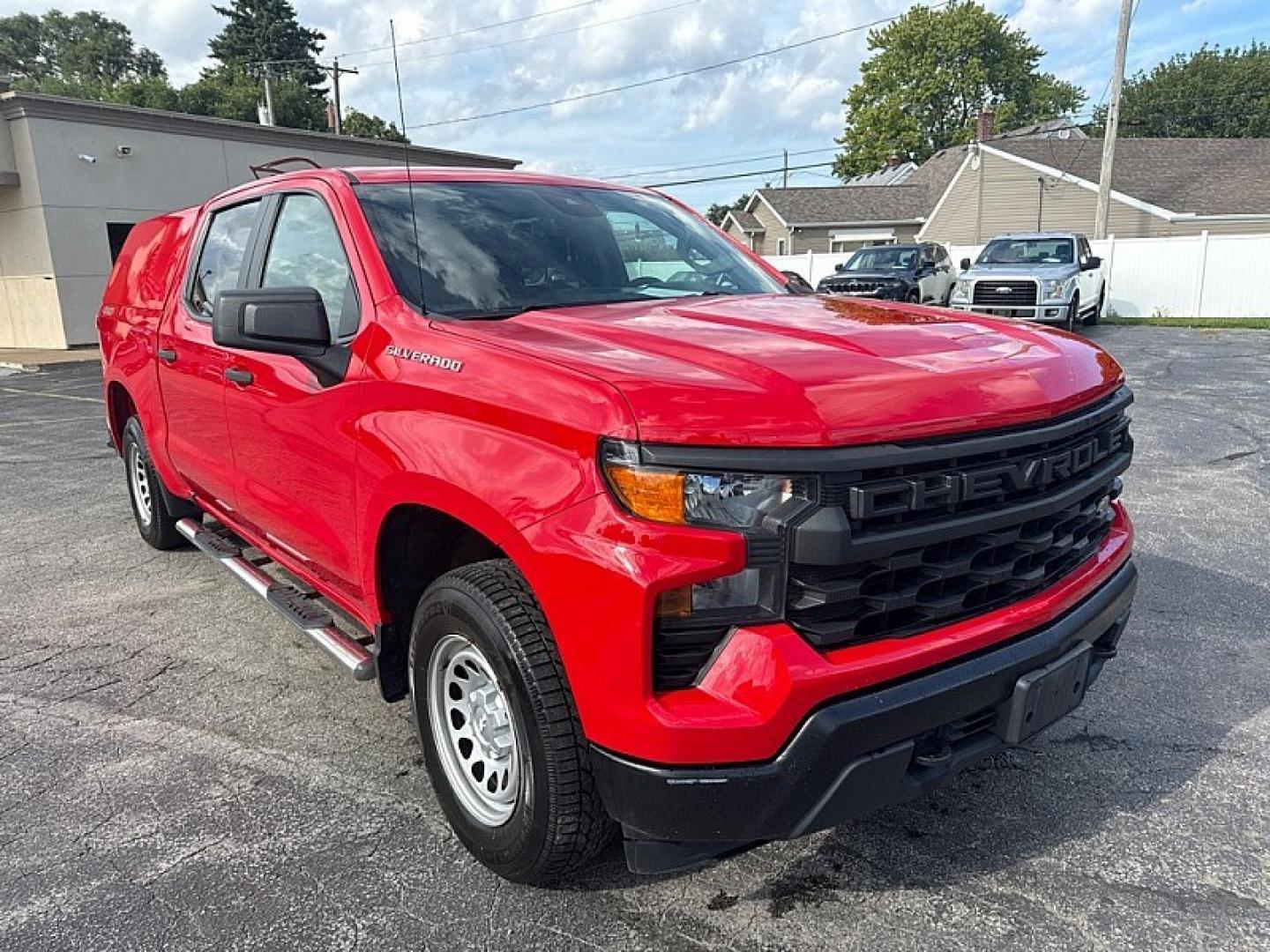 2022 RED /BLACK Chevrolet Silverado 1500 Work Truck Crew Cab 4WD (1GCPDAEKXNZ) with an 2.7L L4 DOHC 16V TURBO engine, 6A transmission, located at 3304 Woodville Road, Northwood, OH, 43619, (419) 210-8019, 41.612694, -83.480743 - Your #1 Destination for Auto Loans and mdash;No Matter Your Credit!At our dealership, we believe everyone deserves the opportunity to drive their dream car and mdash;whether you have good credit, bad credit, or no credit at all. With a wide selection of hundreds of cars, trucks, and SUVs, you'll fin- Photo#8
