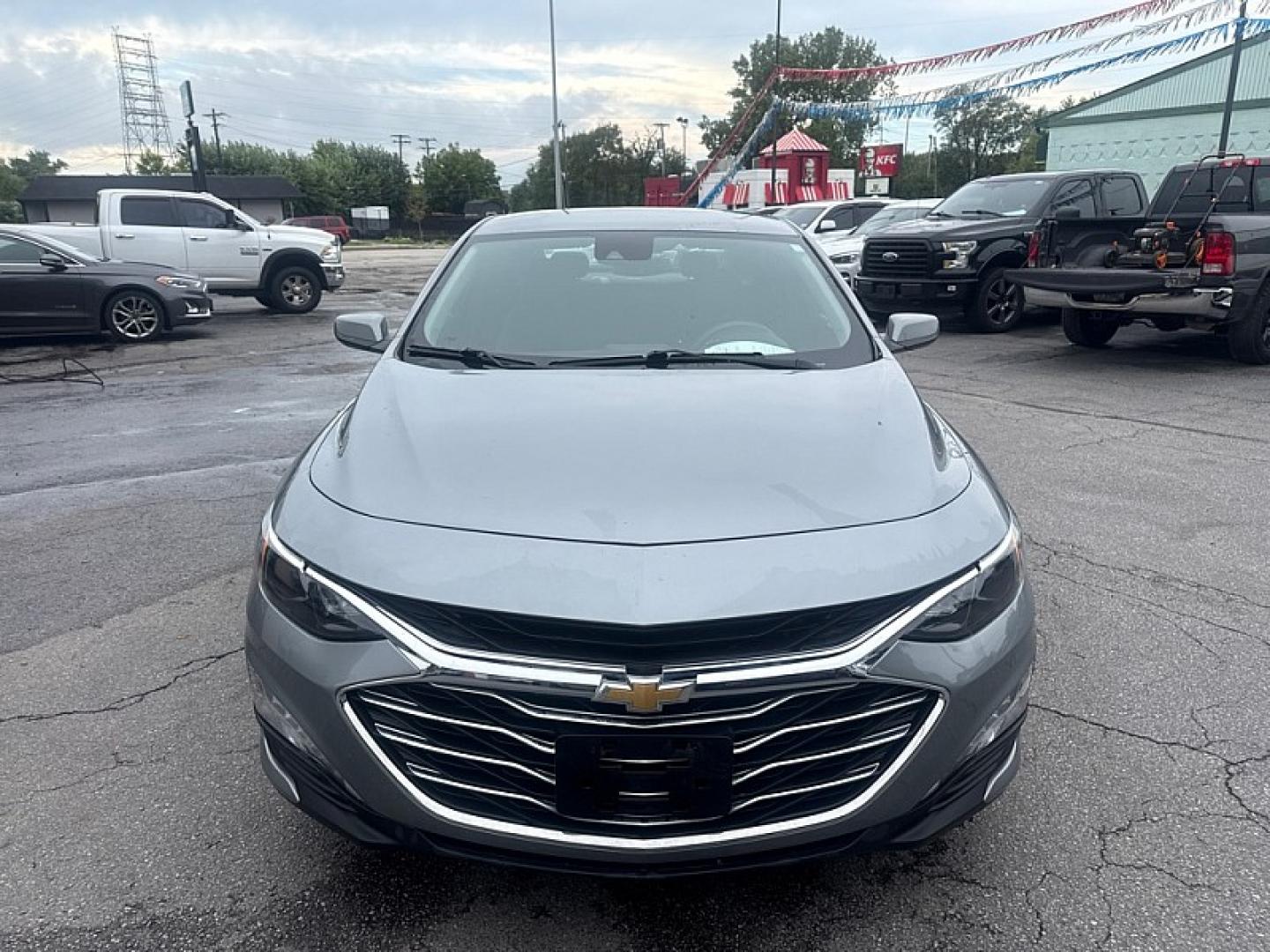 2023 GRAY /GRAY Chevrolet Malibu 1LT (1G1ZD5STXPF) with an 1.5L L4 DOHC 16V engine, 6A transmission, located at 3304 Woodville Road, Northwood, OH, 43619, (419) 210-8019, 41.612694, -83.480743 - Your #1 Destination for Auto Loans and mdash;No Matter Your Credit!At our dealership, we believe everyone deserves the opportunity to drive their dream car and mdash;whether you have good credit, bad credit, or no credit at all. With a wide selection of hundreds of cars, trucks, and SUVs, you'll fin- Photo#7