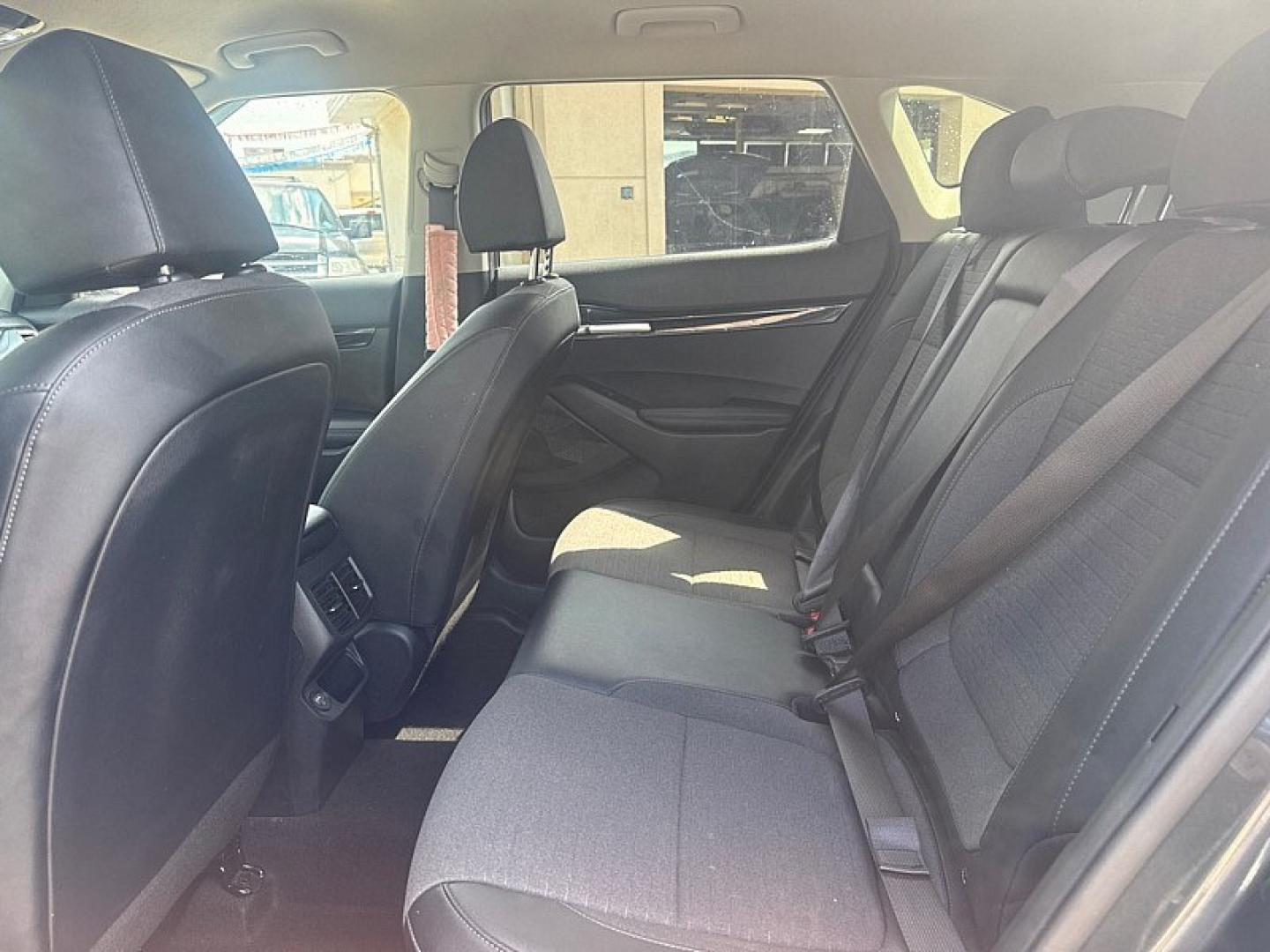 2019 WHITE /GRAY Ford F-150 King Ranch SuperCrew 6.5-ft. 4WD (1FTFW1E48KF) with an 3.5L V6 DOHC 24V engine, 6A transmission, located at 3304 Woodville Road, Northwood, OH, 43619, (419) 210-8019, 41.612694, -83.480743- Photo#36