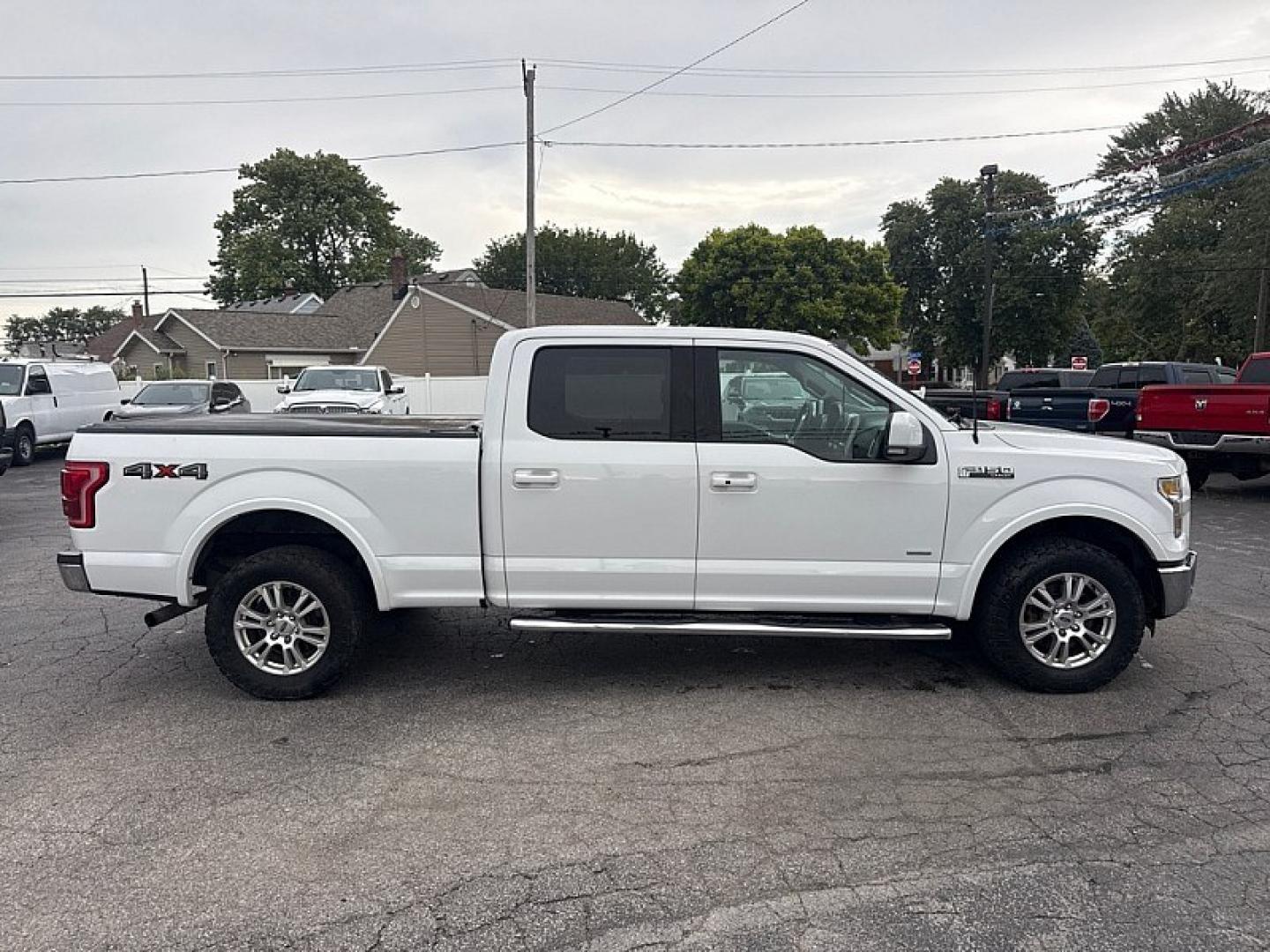 2019 WHITE /GRAY Ford F-150 King Ranch SuperCrew 6.5-ft. 4WD (1FTFW1E48KF) with an 3.5L V6 DOHC 24V engine, 6A transmission, located at 3304 Woodville Road, Northwood, OH, 43619, (419) 210-8019, 41.612694, -83.480743- Photo#75