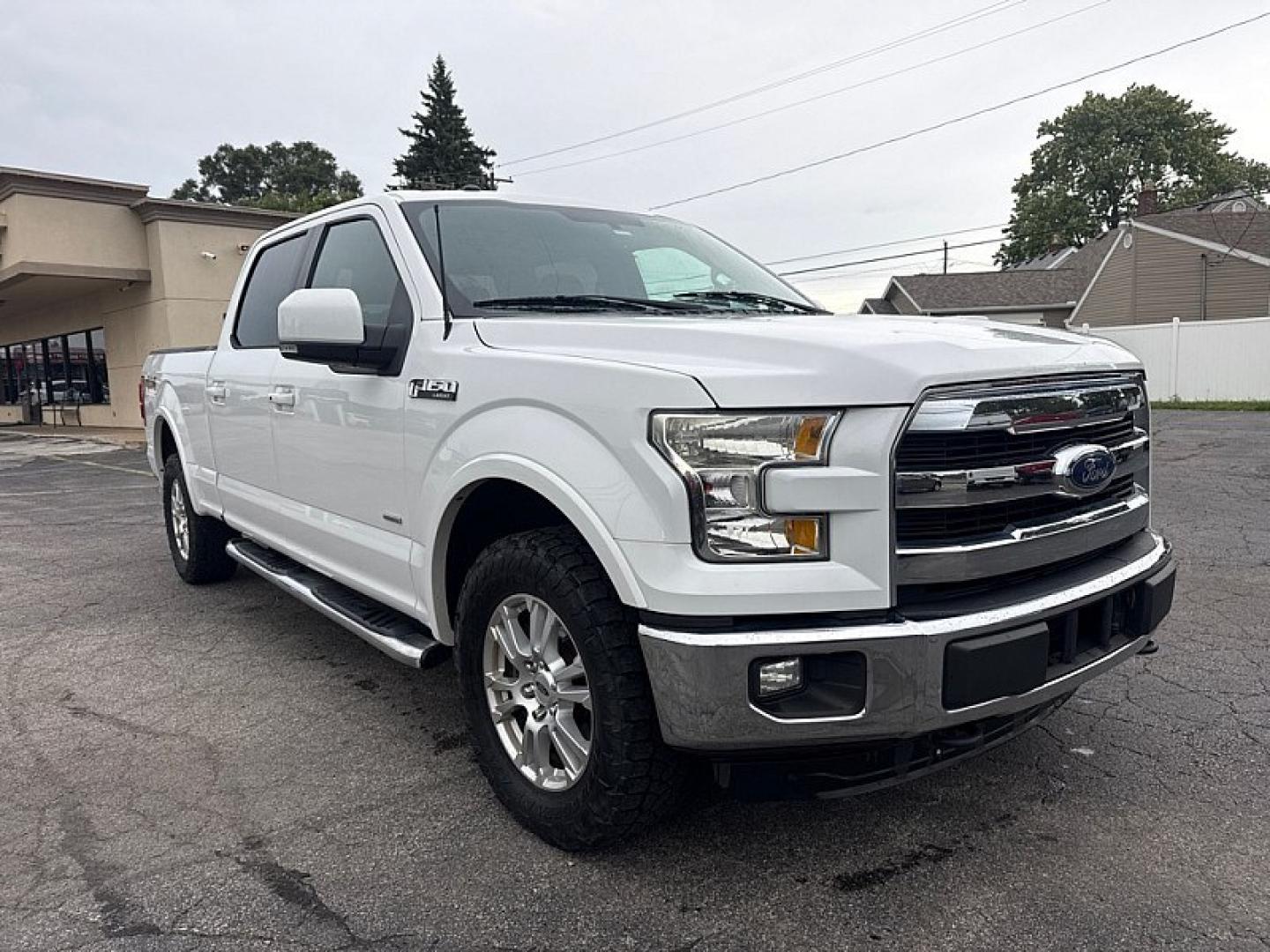 2019 WHITE /GRAY Ford F-150 King Ranch SuperCrew 6.5-ft. 4WD (1FTFW1E48KF) with an 3.5L V6 DOHC 24V engine, 6A transmission, located at 3304 Woodville Road, Northwood, OH, 43619, (419) 210-8019, 41.612694, -83.480743- Photo#76