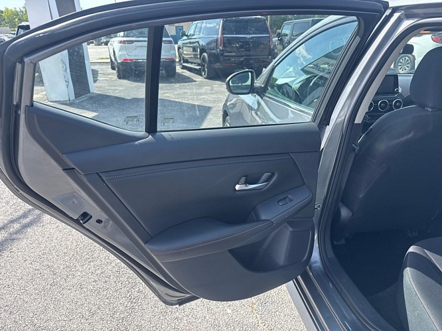 2024 GRAY /BLACK Nissan Sentra SR (3N1AB8DVXRY) with an 1.8L L4 SFI DOHC 16V engine, CVT transmission, located at 3304 Woodville Road, Northwood, OH, 43619, (419) 210-8019, 41.612694, -83.480743- Photo#10