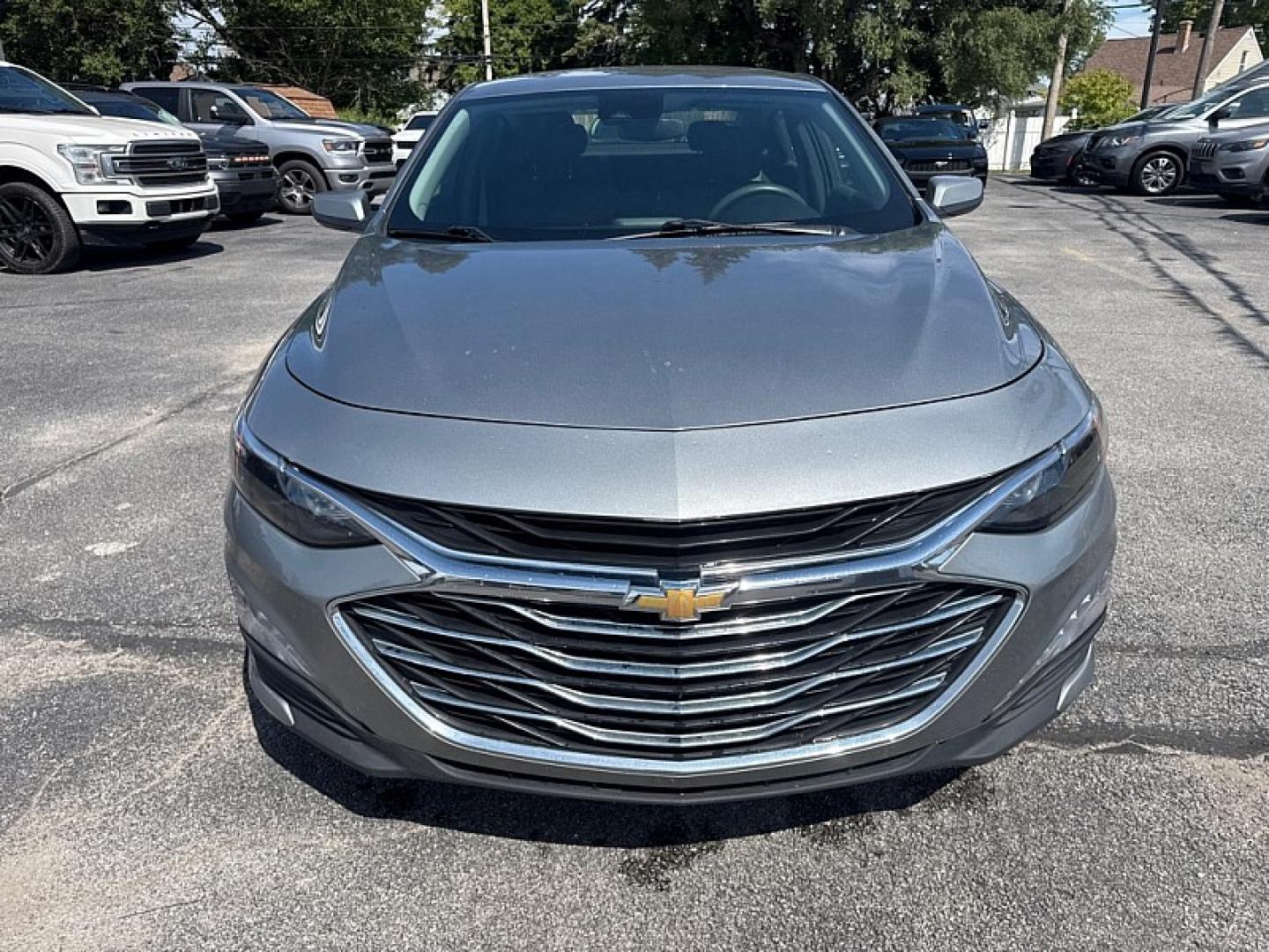 2024 GRAY /BLACK Chevrolet Malibu 1LT (1G1ZD5ST6RF) with an 1.5L L4 DOHC 16V engine, 6A transmission, located at 3304 Woodville Road, Northwood, OH, 43619, (419) 210-8019, 41.612694, -83.480743- Photo#7