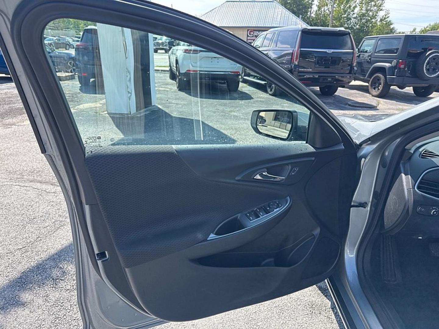 2024 GRAY /BLACK Chevrolet Malibu 1LT (1G1ZD5ST6RF) with an 1.5L L4 DOHC 16V engine, 6A transmission, located at 3304 Woodville Road, Northwood, OH, 43619, (419) 210-8019, 41.612694, -83.480743- Photo#8
