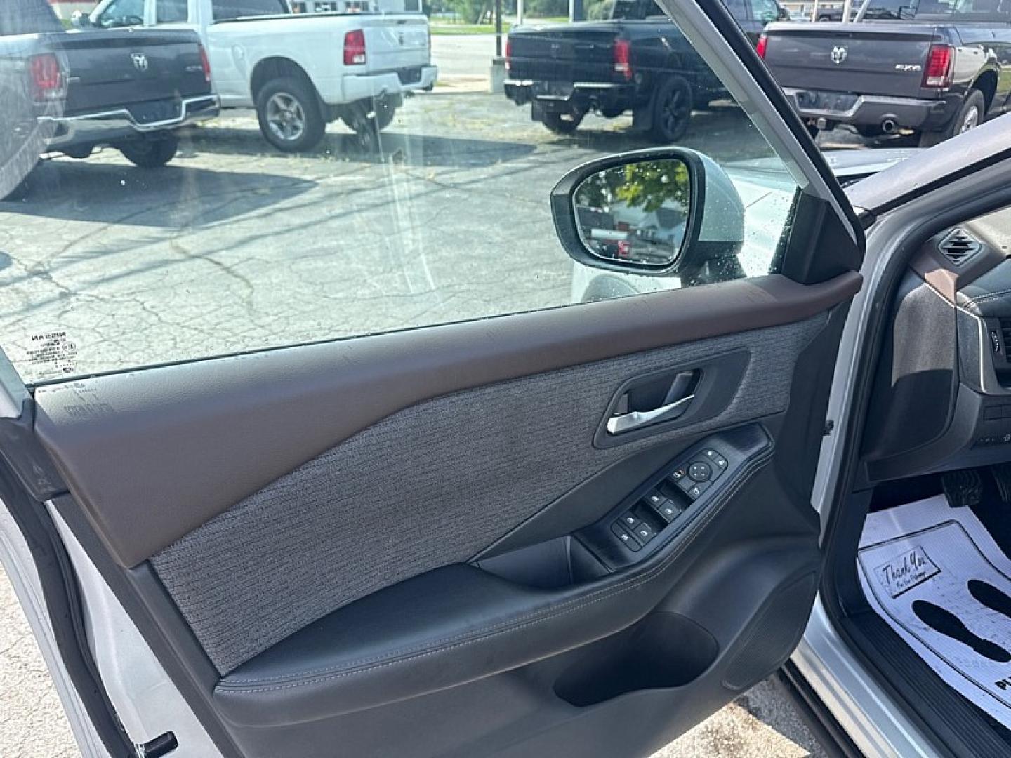 2023 SILVER /BLACK Nissan Rogue SV (5N1BT3BA6PC) with an 2.5L L4 DOHC 16V engine, CVT transmission, located at 3304 Woodville Road, Northwood, OH, 43619, (419) 210-8019, 41.612694, -83.480743 - Your #1 Destination for Auto Loans and mdash;No Matter Your Credit!At our dealership, we believe everyone deserves the opportunity to drive their dream car and mdash;whether you have good credit, bad credit, or no credit at all. With a wide selection of hundreds of cars, trucks, and SUVs, you'll fin- Photo#8
