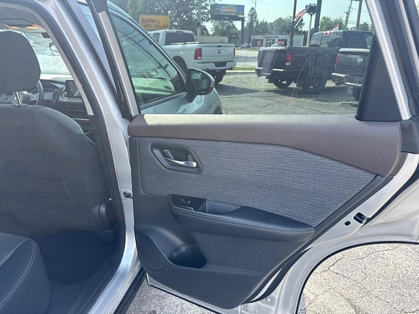 2023 SILVER /BLACK Nissan Rogue SV (5N1BT3BA6PC) with an 2.5L L4 DOHC 16V engine, CVT transmission, located at 3304 Woodville Road, Northwood, OH, 43619, (419) 210-8019, 41.612694, -83.480743 - Your #1 Destination for Auto Loans and mdash;No Matter Your Credit!At our dealership, we believe everyone deserves the opportunity to drive their dream car and mdash;whether you have good credit, bad credit, or no credit at all. With a wide selection of hundreds of cars, trucks, and SUVs, you'll fin- Photo#12