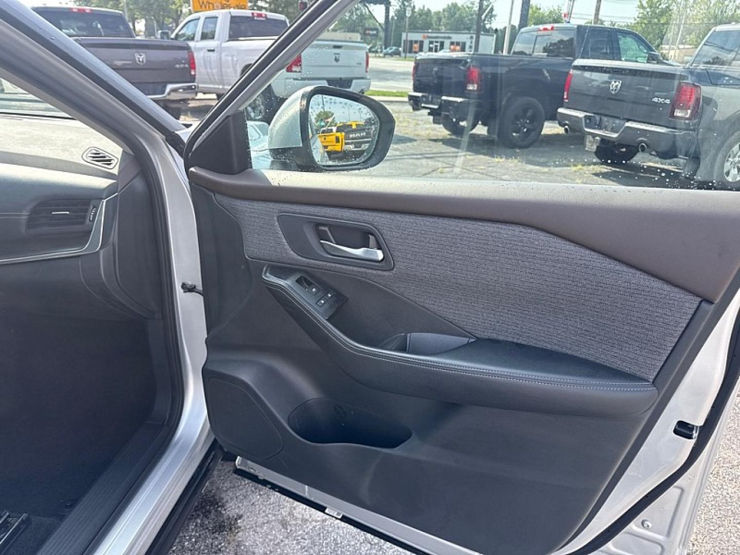 2023 SILVER /BLACK Nissan Rogue SV (5N1BT3BA6PC) with an 2.5L L4 DOHC 16V engine, CVT transmission, located at 3304 Woodville Road, Northwood, OH, 43619, (419) 210-8019, 41.612694, -83.480743 - Your #1 Destination for Auto Loans and mdash;No Matter Your Credit!At our dealership, we believe everyone deserves the opportunity to drive their dream car and mdash;whether you have good credit, bad credit, or no credit at all. With a wide selection of hundreds of cars, trucks, and SUVs, you'll fin- Photo#14