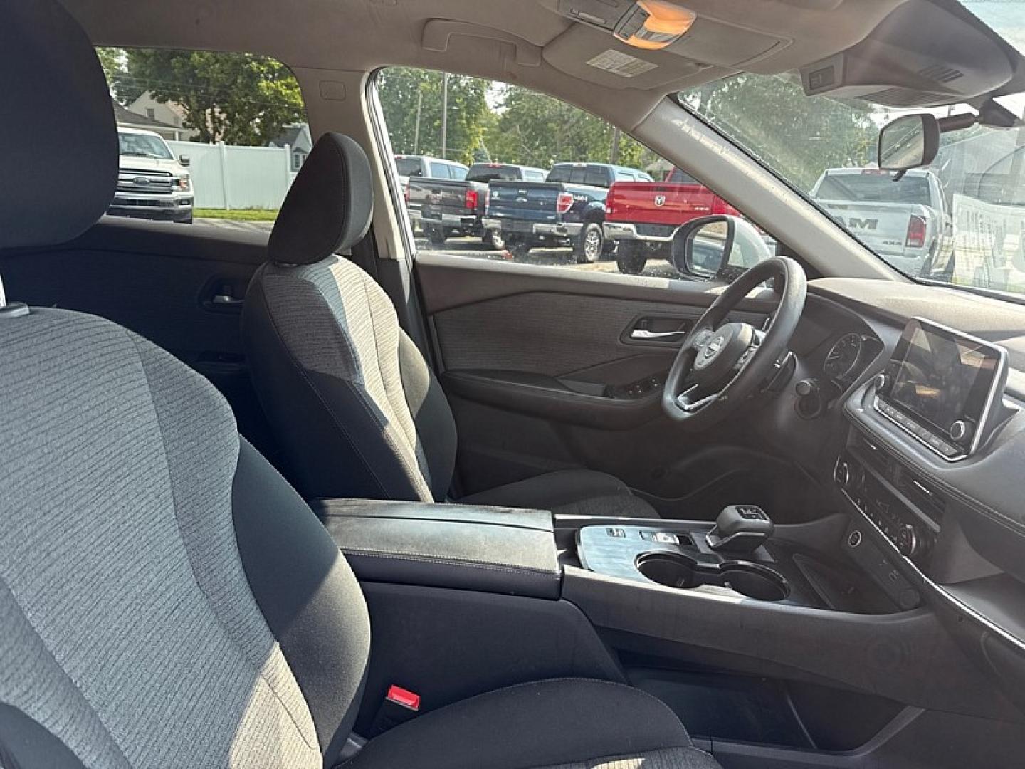 2023 SILVER /BLACK Nissan Rogue SV (5N1BT3BA6PC) with an 2.5L L4 DOHC 16V engine, CVT transmission, located at 3304 Woodville Road, Northwood, OH, 43619, (419) 210-8019, 41.612694, -83.480743 - Your #1 Destination for Auto Loans and mdash;No Matter Your Credit!At our dealership, we believe everyone deserves the opportunity to drive their dream car and mdash;whether you have good credit, bad credit, or no credit at all. With a wide selection of hundreds of cars, trucks, and SUVs, you'll fin- Photo#15