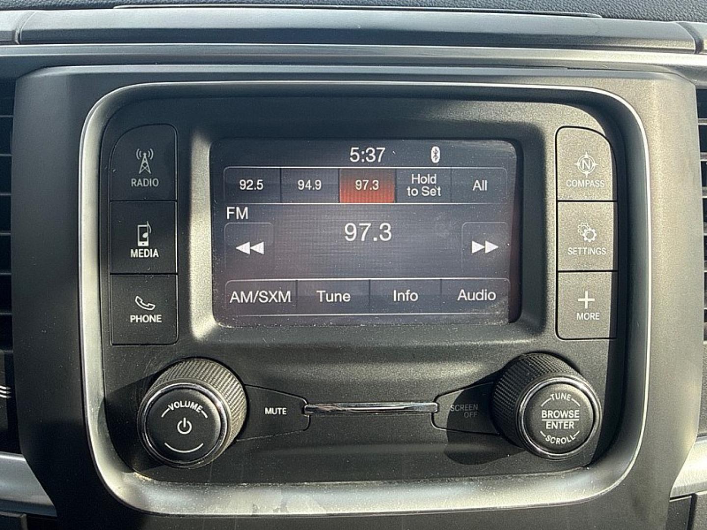 2022 GRAY /GRAY RAM 1500 Classic Tradesman Crew Cab SWB 4WD (1C6RR7LGXNS) with an 3.6L V6 DOHC 24V FFV engine, 8A transmission, located at 3304 Woodville Road, Northwood, OH, 43619, (419) 210-8019, 41.612694, -83.480743 - Your #1 Destination for Auto Loans and mdash;No Matter Your Credit!At our dealership, we believe everyone deserves the opportunity to drive their dream car and mdash;whether you have good credit, bad credit, or no credit at all. With a wide selection of hundreds of cars, trucks, and SUVs, you'll fin- Photo#8
