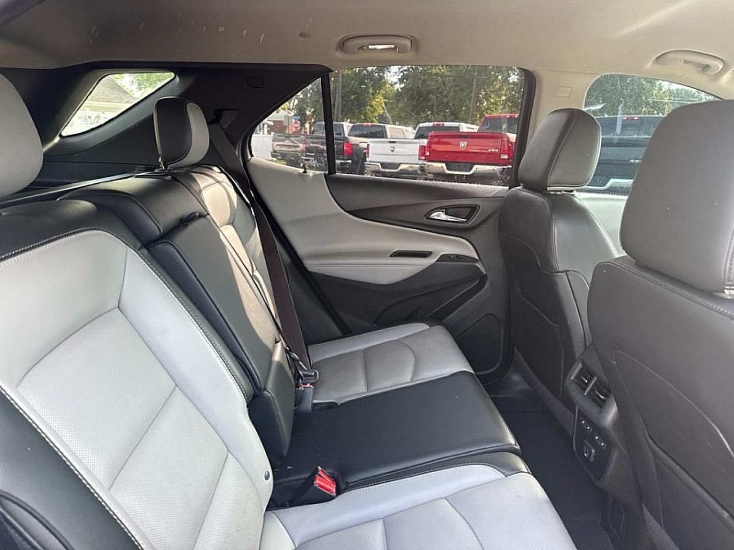 2020 SILVER /BLACK Chevrolet Equinox Premier 1.5 AWD (2GNAXXEV3L6) with an 1.5L L4 DOHC 16V TURBO engine, 6A transmission, located at 3304 Woodville Road, Northwood, OH, 43619, (419) 210-8019, 41.612694, -83.480743 - Your #1 Destination for Auto Loans and mdash;No Matter Your Credit!At our dealership, we believe everyone deserves the opportunity to drive their dream car and mdash;whether you have good credit, bad credit, or no credit at all. With a wide selection of hundreds of cars, trucks, and SUVs, you'll fin- Photo#13