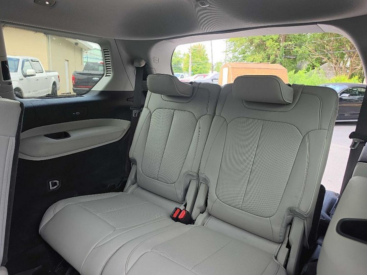 2021 RED /TAN Jeep Grand Cherokee L Overland 4WD (1C4RJKDT5M8) with an 5.7L V8 OHV 16V engine, 8A transmission, located at 3304 Woodville Road, Northwood, OH, 43619, (419) 210-8019, 41.612694, -83.480743- Photo#13