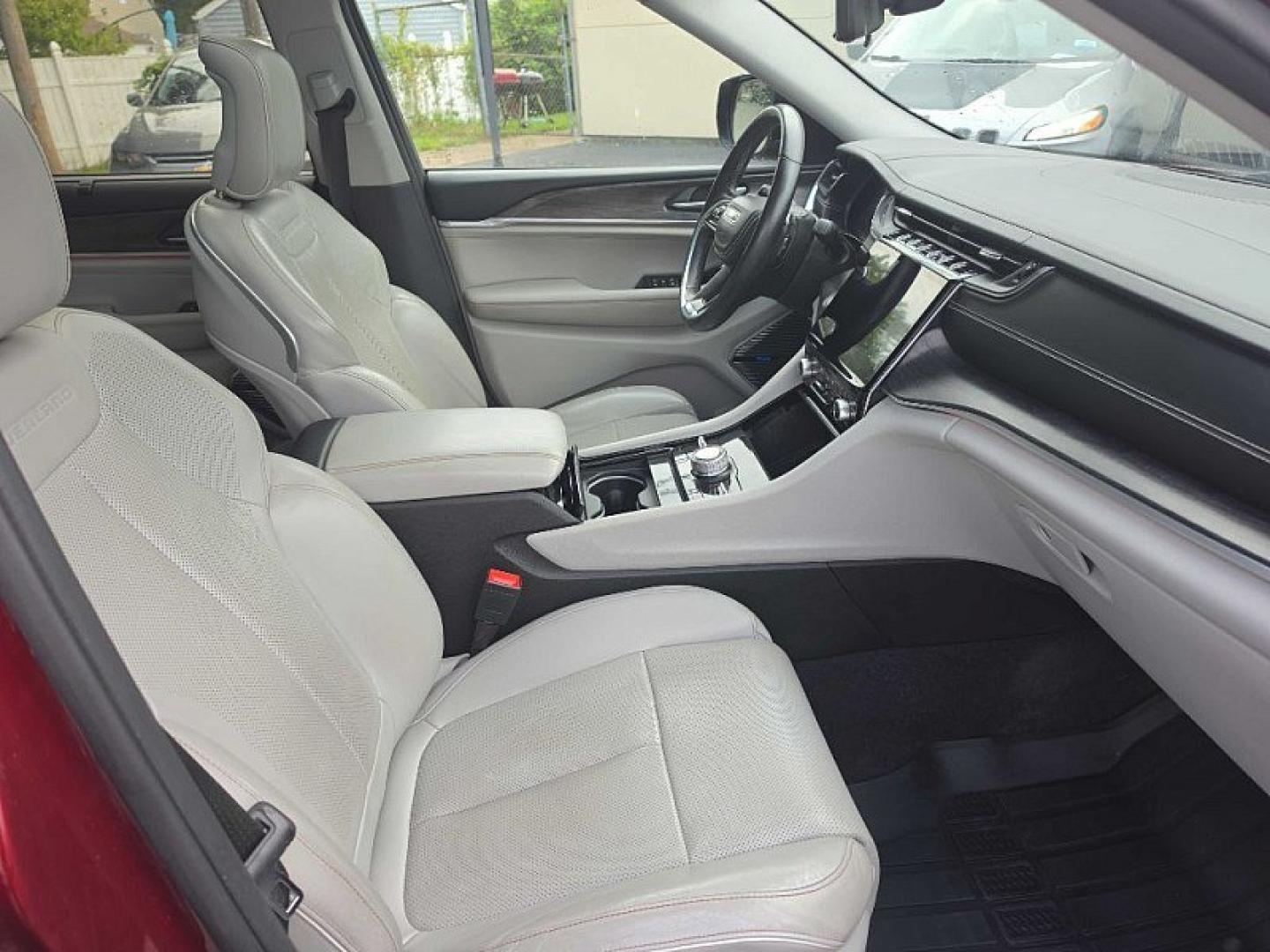 2021 RED /TAN Jeep Grand Cherokee L Overland 4WD (1C4RJKDT5M8) with an 5.7L V8 OHV 16V engine, 8A transmission, located at 3304 Woodville Road, Northwood, OH, 43619, (419) 210-8019, 41.612694, -83.480743- Photo#19