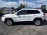 2017 WHITE /BLACK Jeep Cherokee Limited 4WD (1C4PJMDS4HW) with an 3.2L V6 DOHC 24V engine, 9A transmission, located at 3304 Woodville Road, Northwood, OH, 43619, (419) 210-8019, 41.612694, -83.480743- Photo#1